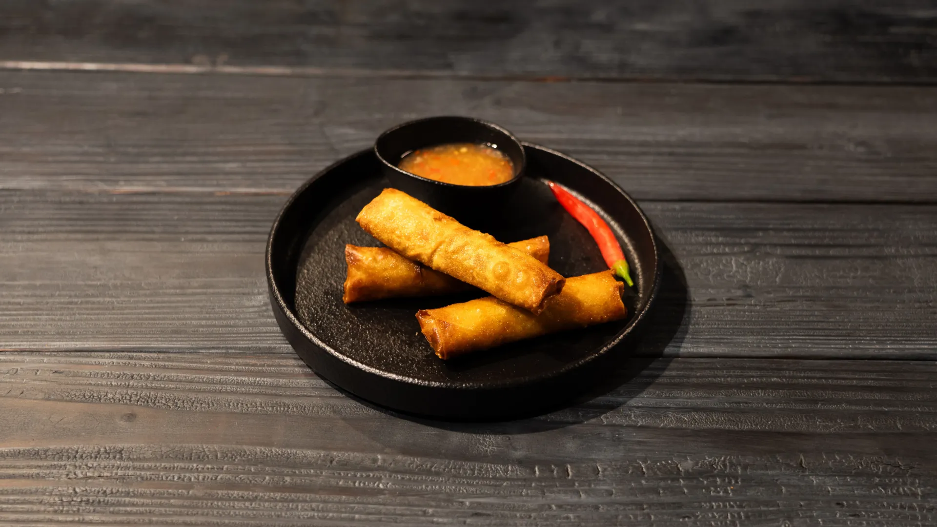 Mini Loempia's + Saus 3st